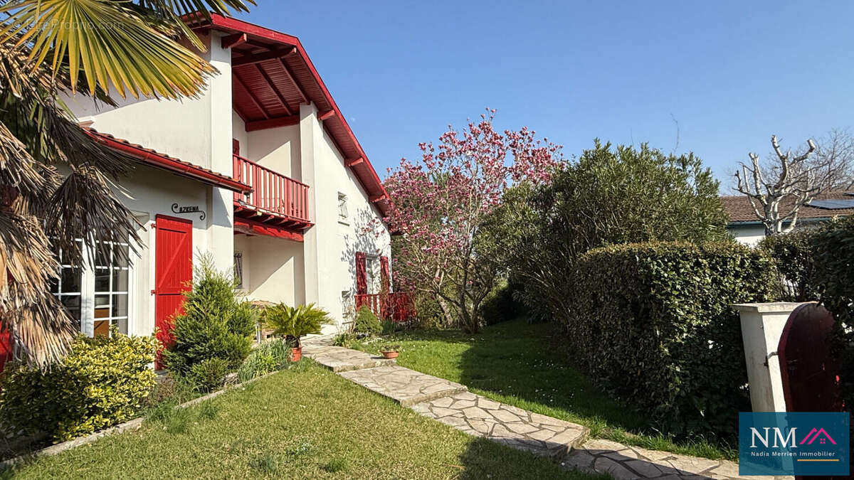 Maison à URCUIT