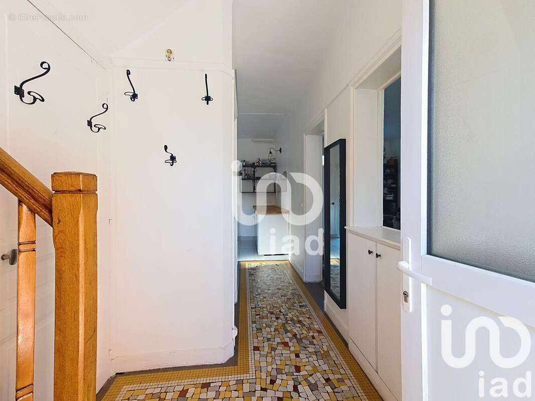 Photo 7 - Maison à SURESNES