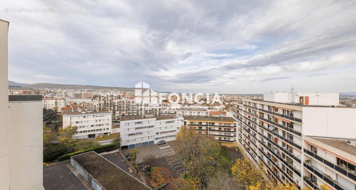 Appartement à CLERMONT-FERRAND