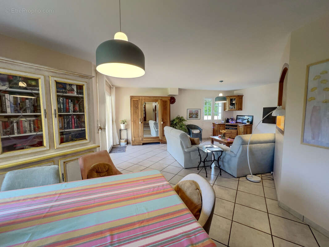 Maison à SAINT-PERAY