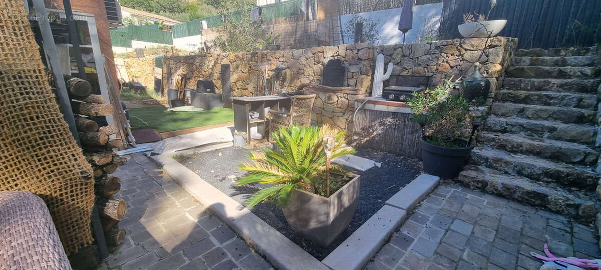 Maison à MONTFORT-SUR-ARGENS