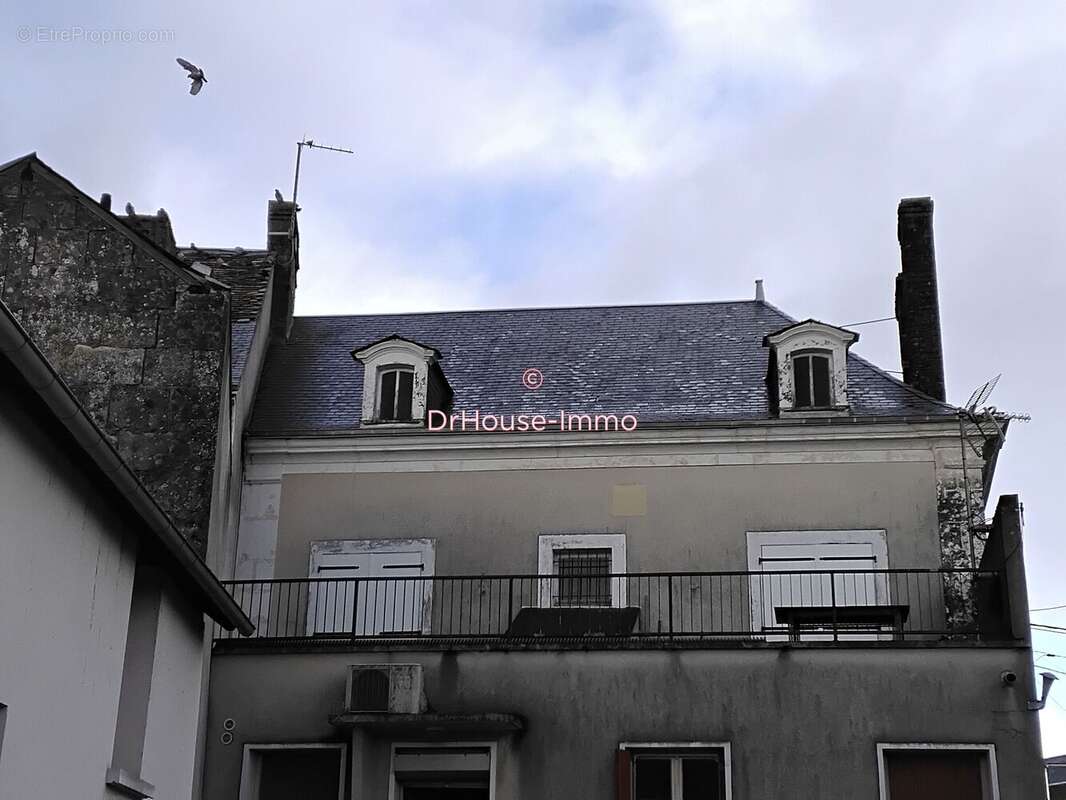 Appartement à MAYET