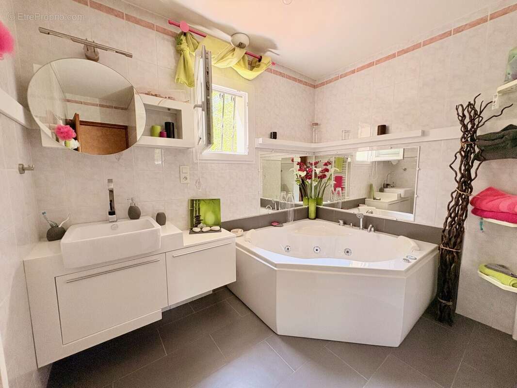 Maison 150 m² à Saran  - photo 7