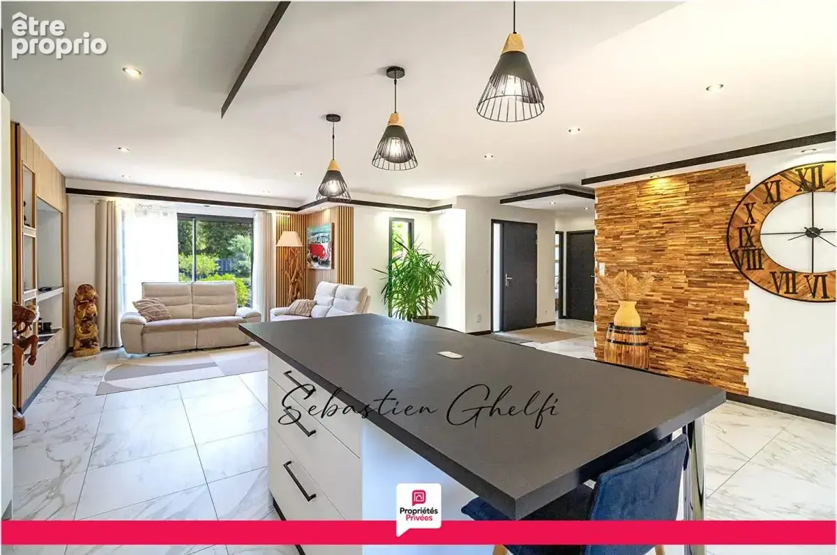 belle maison de plain-pied avec 3 chambres-cellier-grand garage-beau terrain - photo 10
