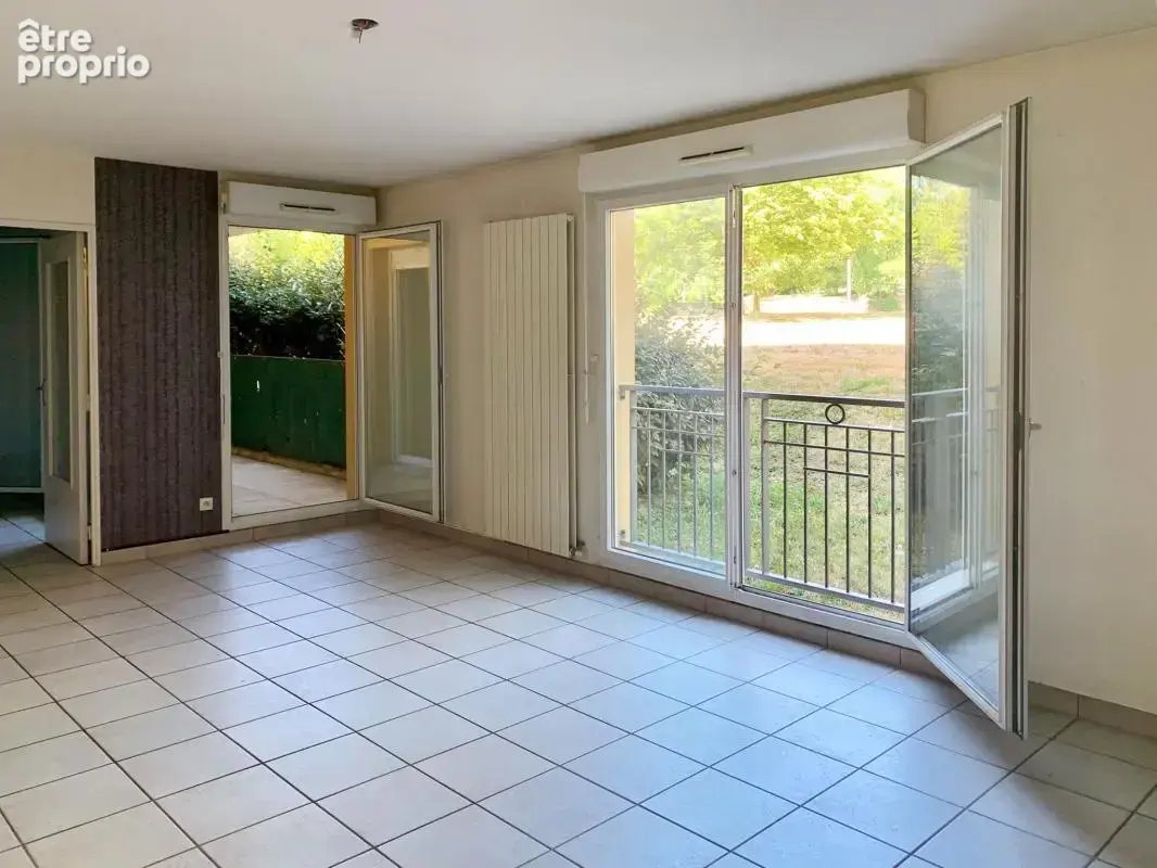 Appartement à RILLIEUX-LA-PAPE