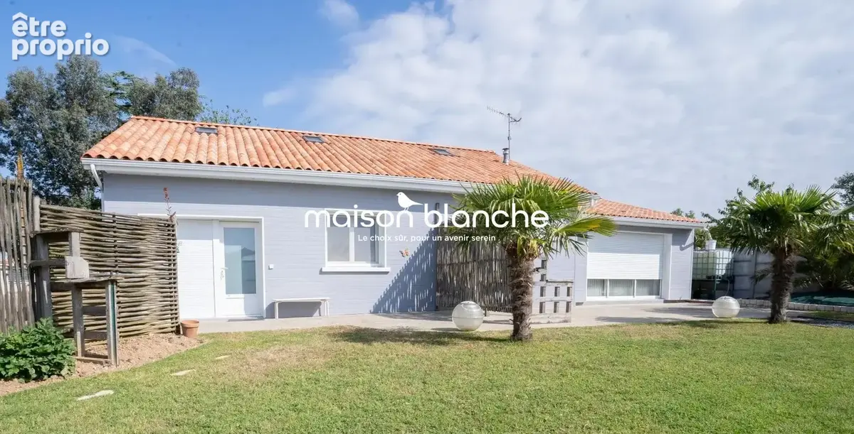 Maison à ANGLES