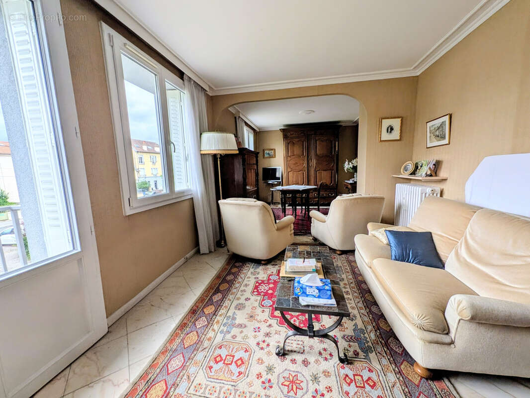Appartement à JARVILLE-LA-MALGRANGE
