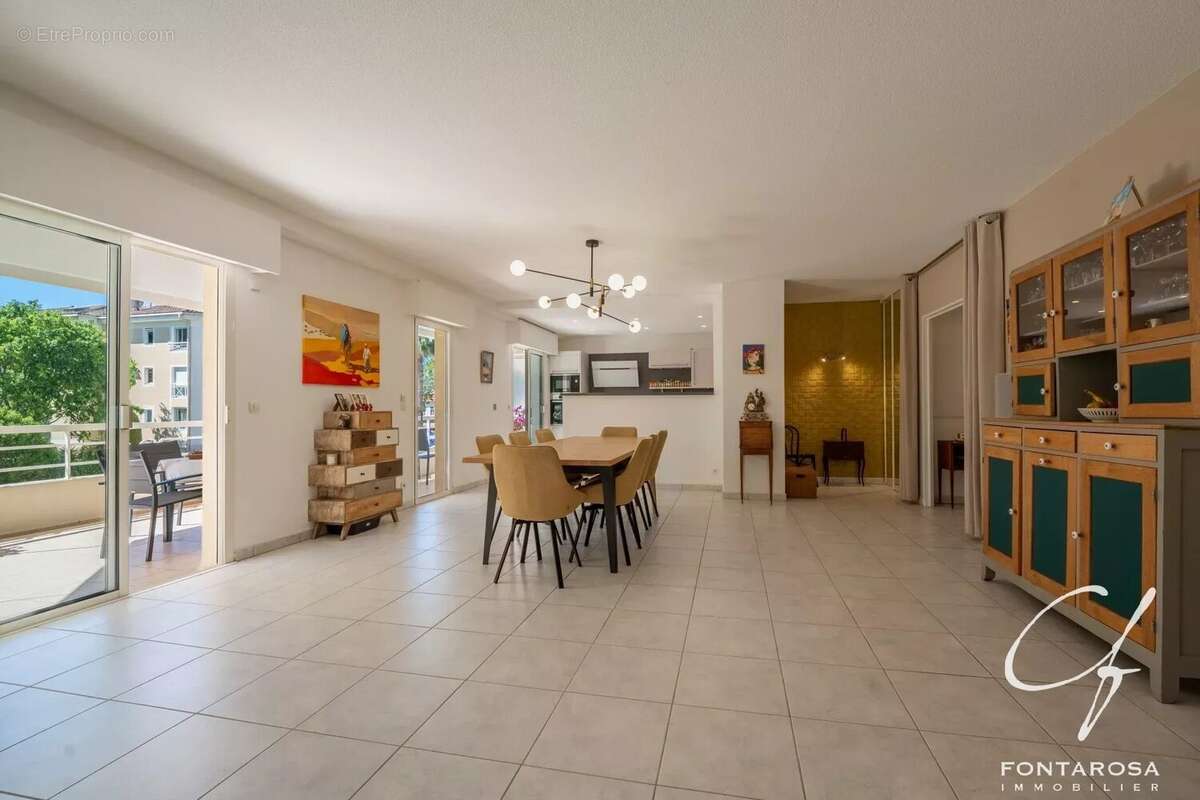 Appartement à SAINT-RAPHAEL