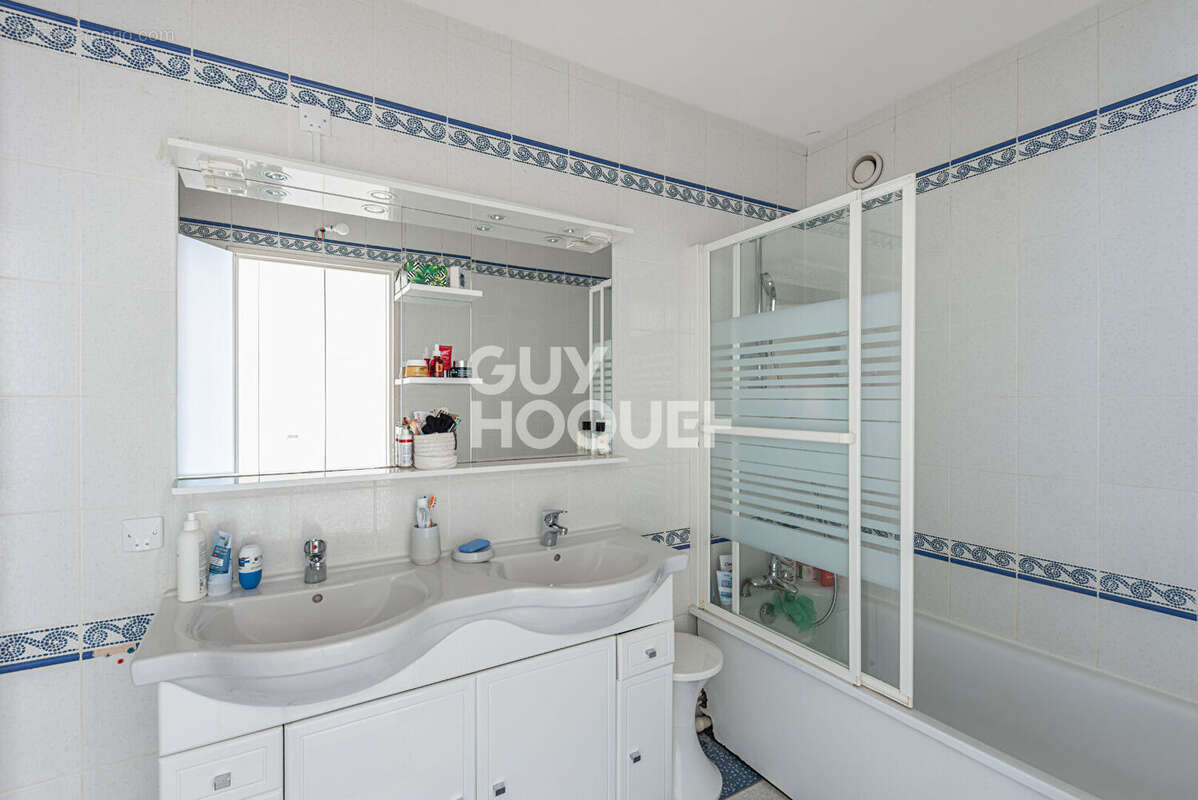 Appartement à PARIS-12E