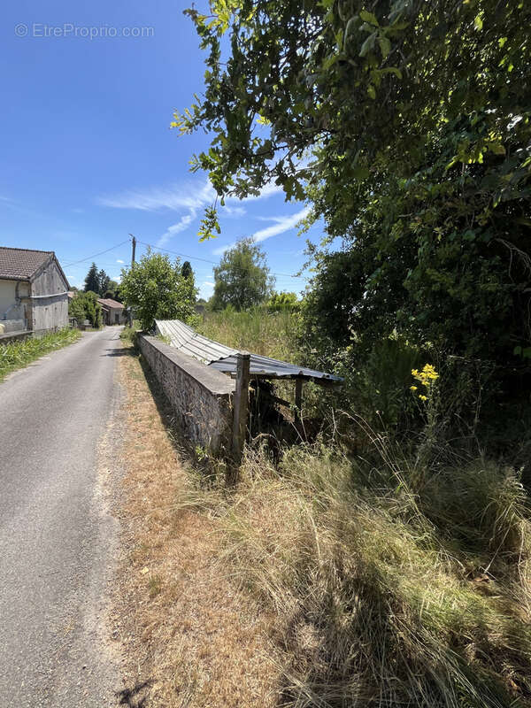 Maison à COMPREIGNAC