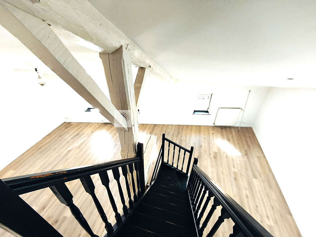 Epinal en exclusivite - bel appartement -  proche commerces et commodités - photo 7