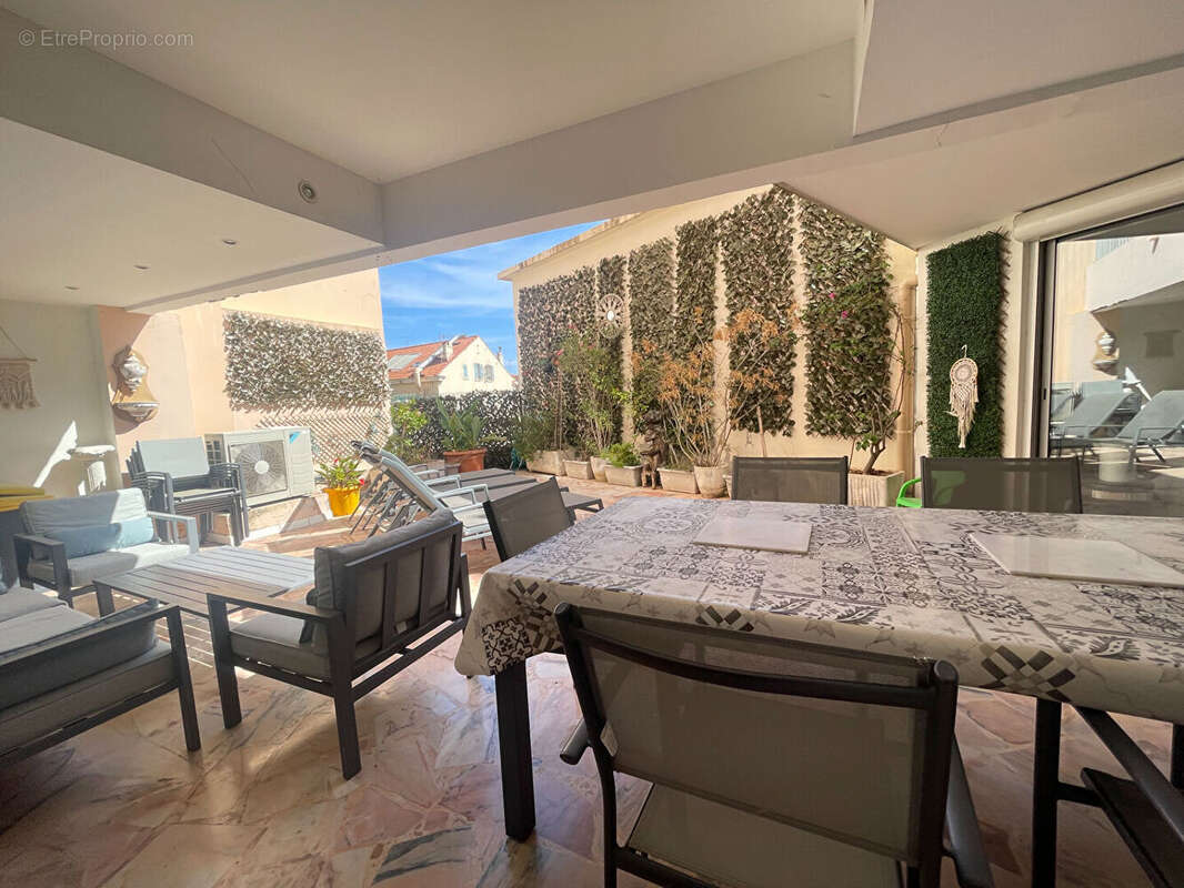 Appartement à CANNES