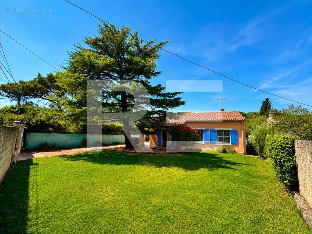 Maison de plain-pied avec grand jardin – Proche centre de Villeneuve-lès-Avignon - photo 3