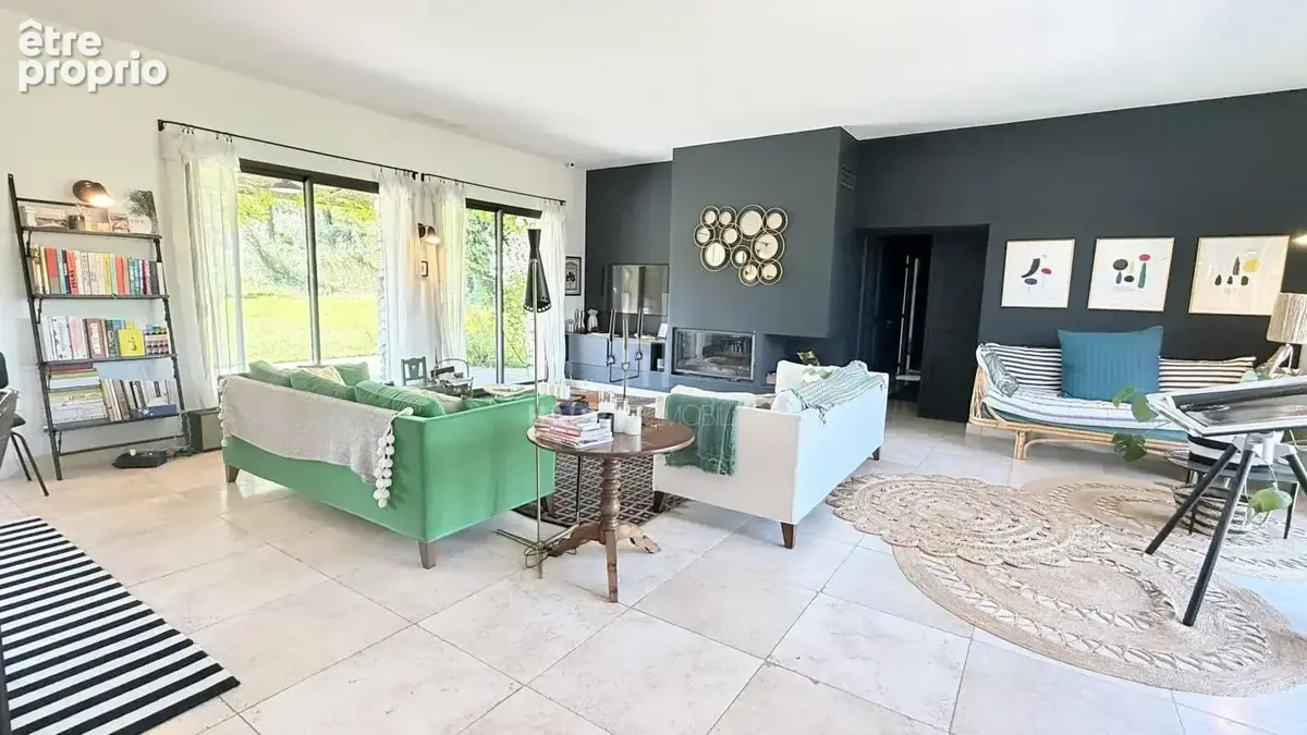 Maison contemporaine de plain pied avec parc et oliveraie de 3500 M2 - photo 13