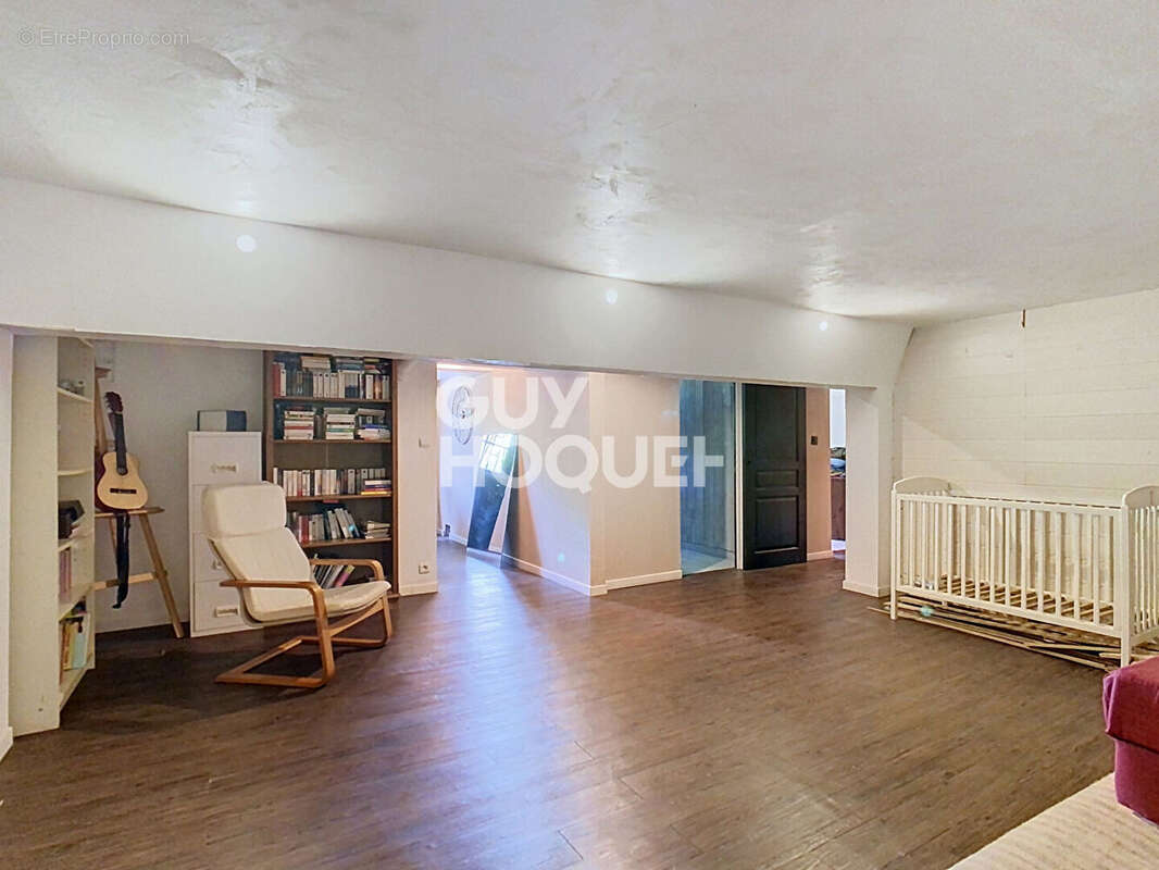 Maison plain-pied, 3 chambres, sous sol total à Crépy-en-Valois - photo 12