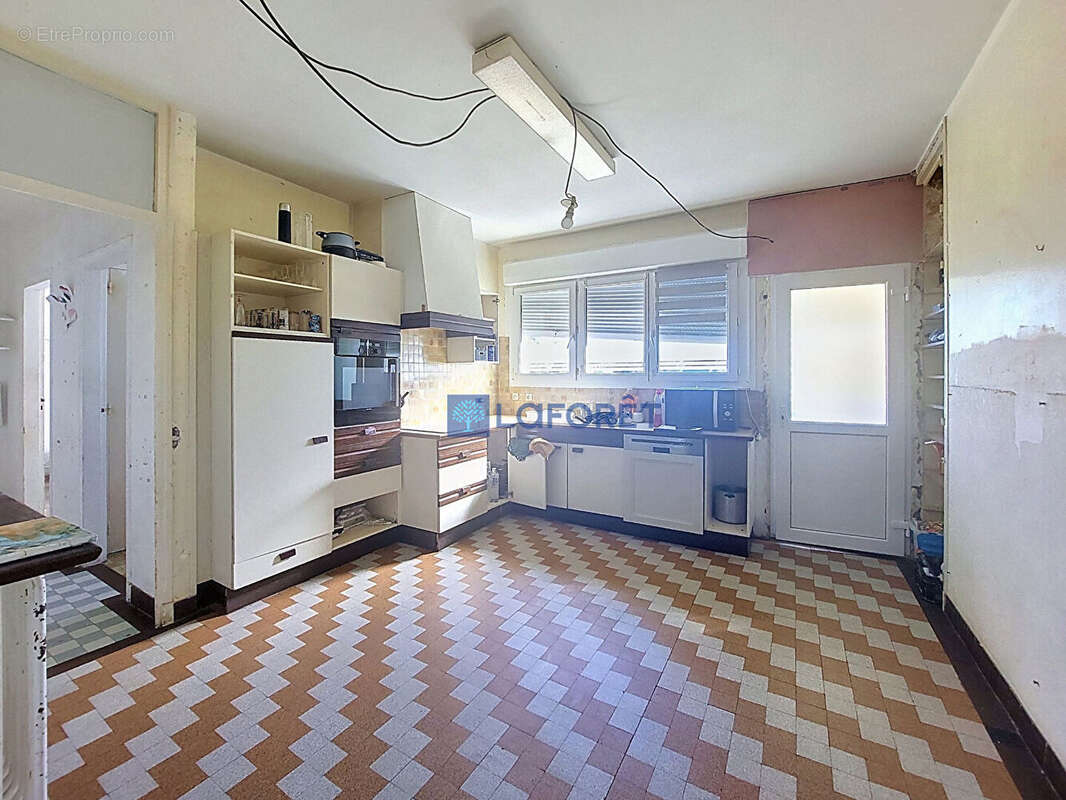Maison Liez 4 pièce(s) 111.10 m2 - photo 4