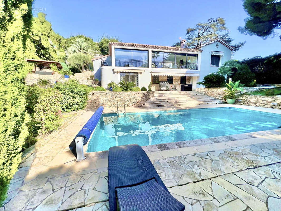 Cannes basse californie villa t6 individuelle 405m2vue mer calme,  piscine terrain 1800m2 garage - photo 8