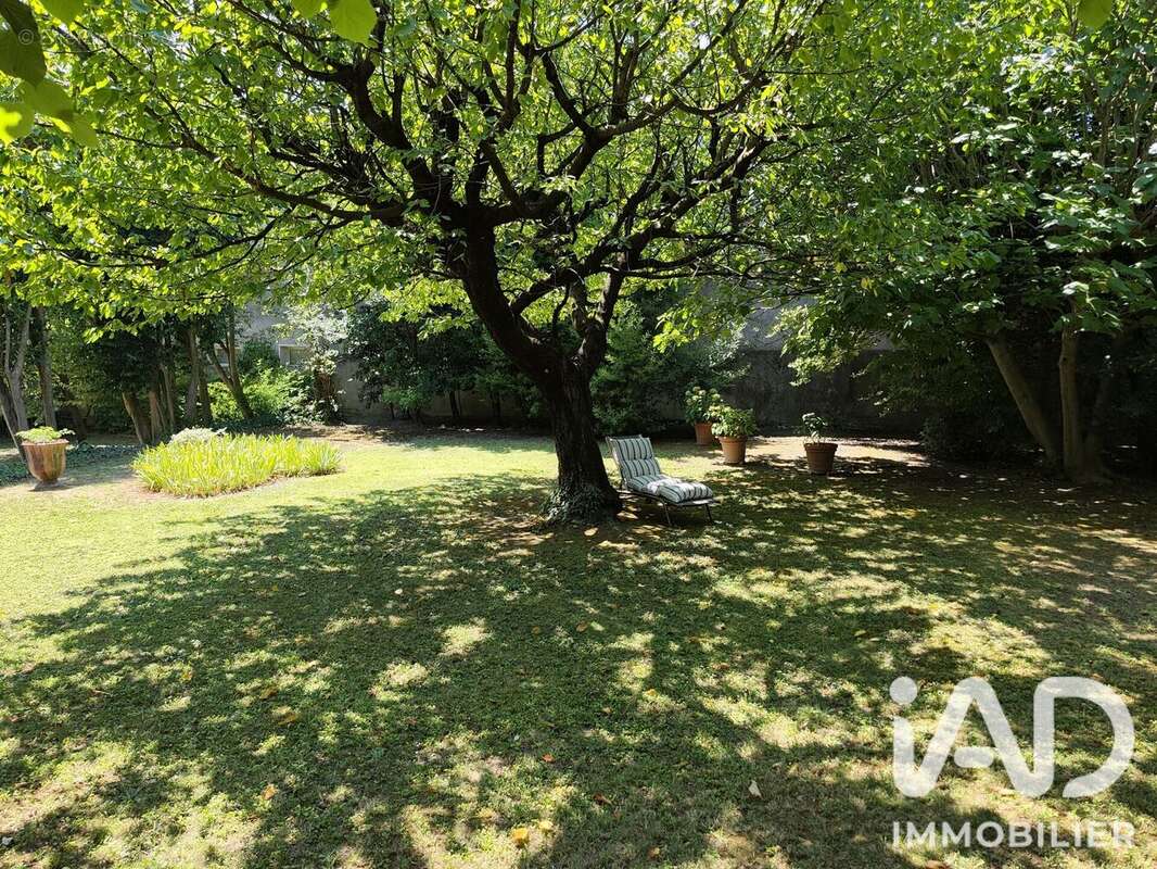 Maison 115 m² à Saint-Marcel-D'ardeche  - photo 4