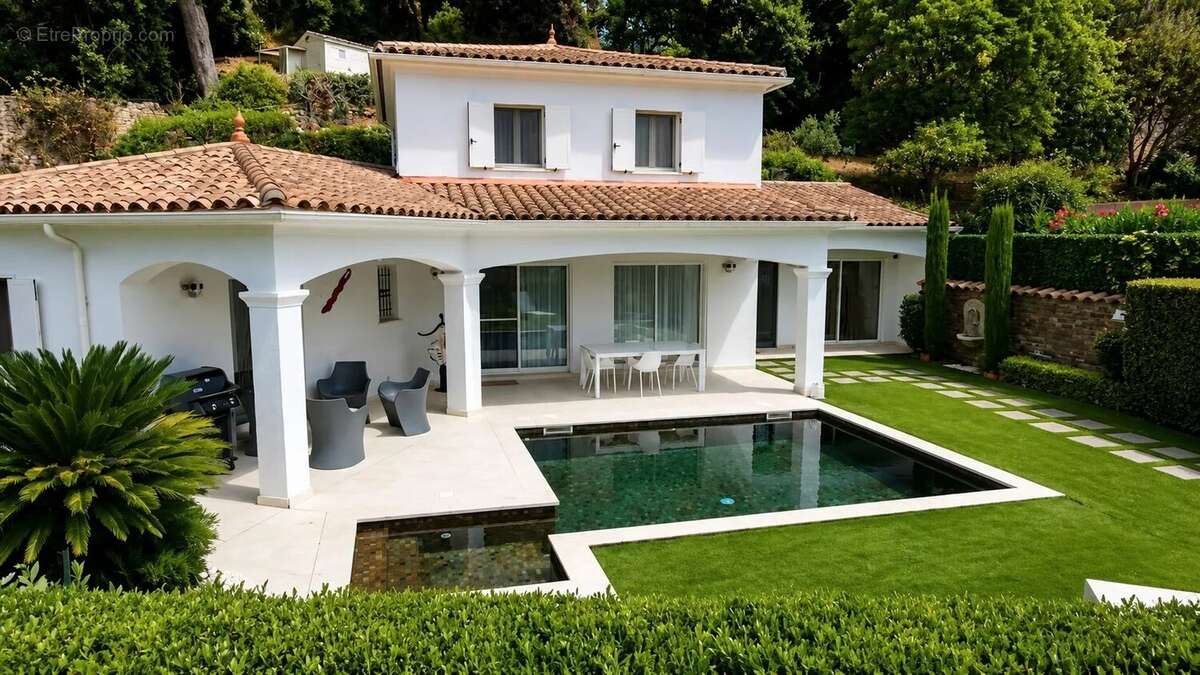 Coup de coeur - villa individuelle avec piscine et dépendance – pégomas - photo 3