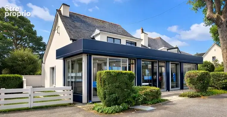 Photo Commerce à Carnac au prix de 693 000€