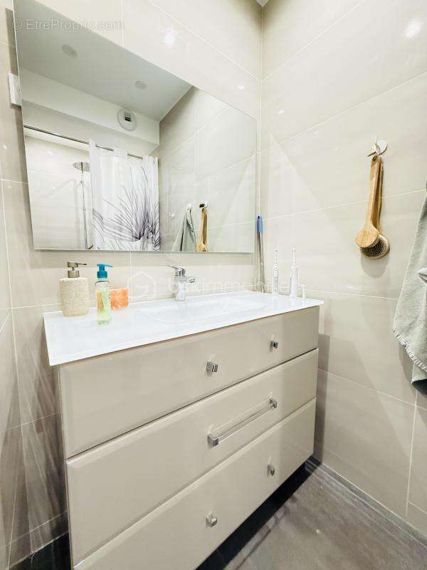 Maison à VEZIN-LE-COQUET