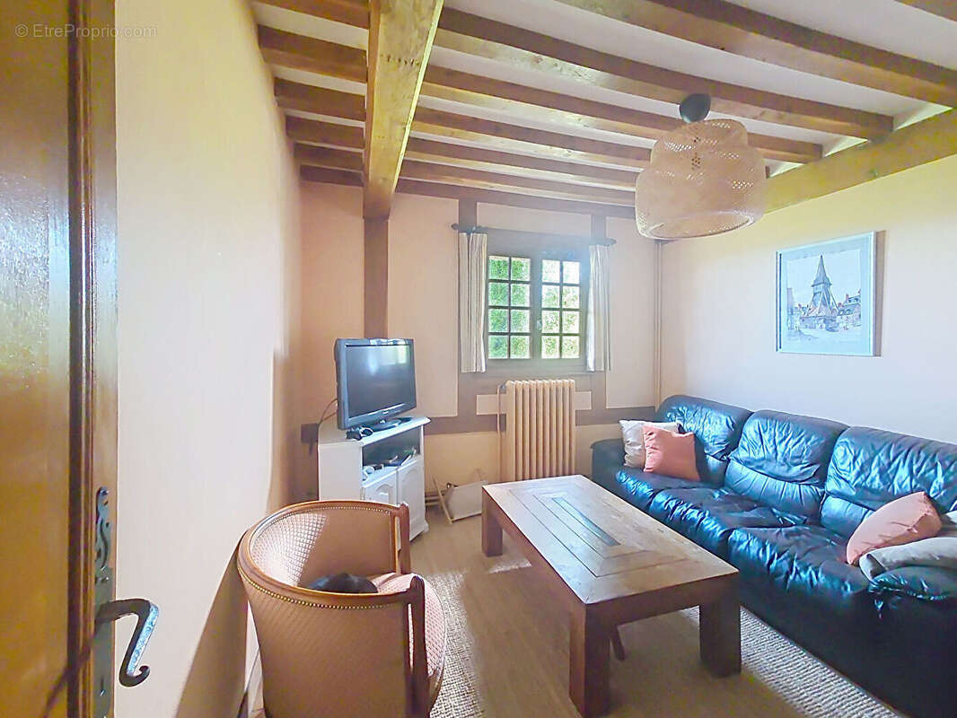 GENNEVILLE - Maison de charme de 6 pièces - photo 5