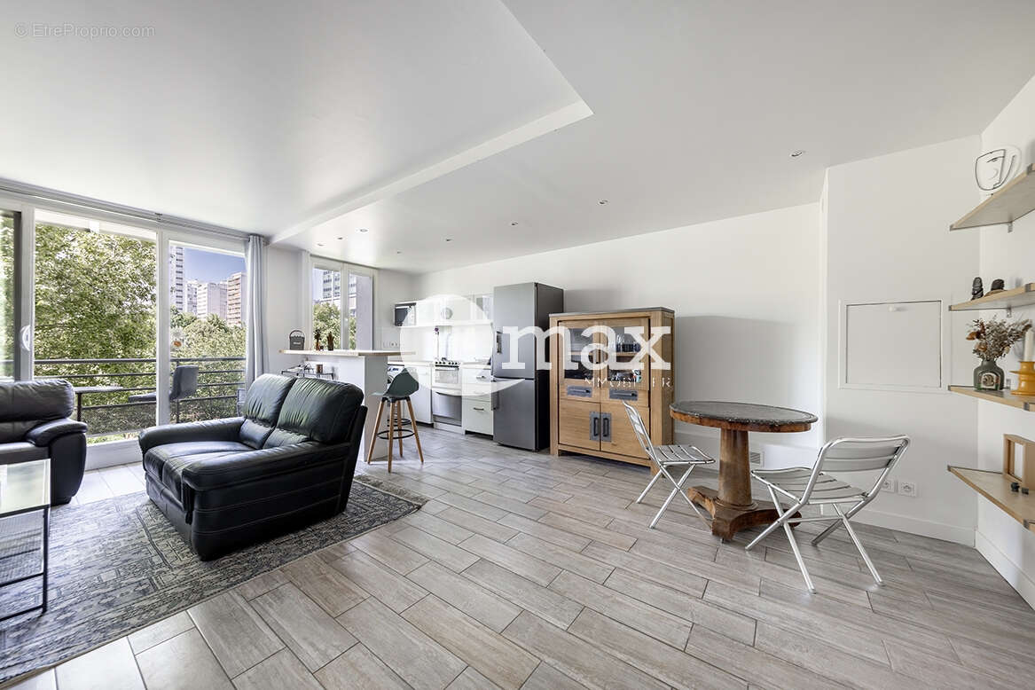 Appartement à LEVALLOIS-PERRET
