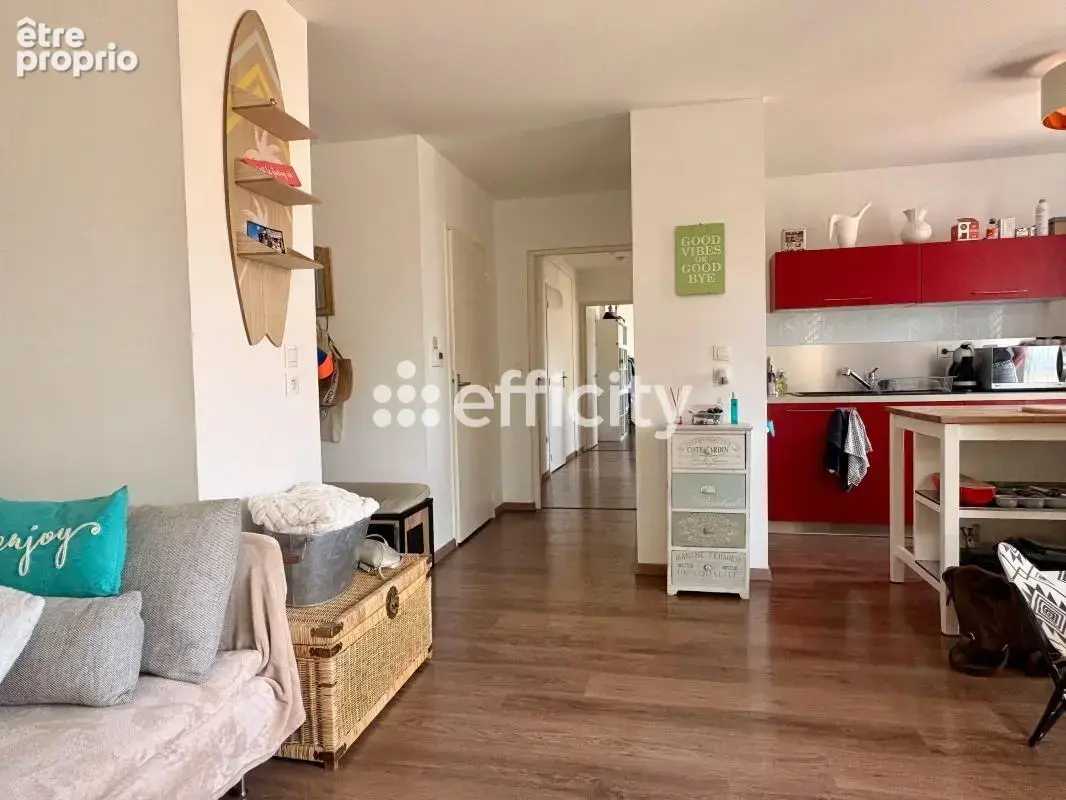 Appartement à SAINT-SEBASTIEN-SUR-LOIRE