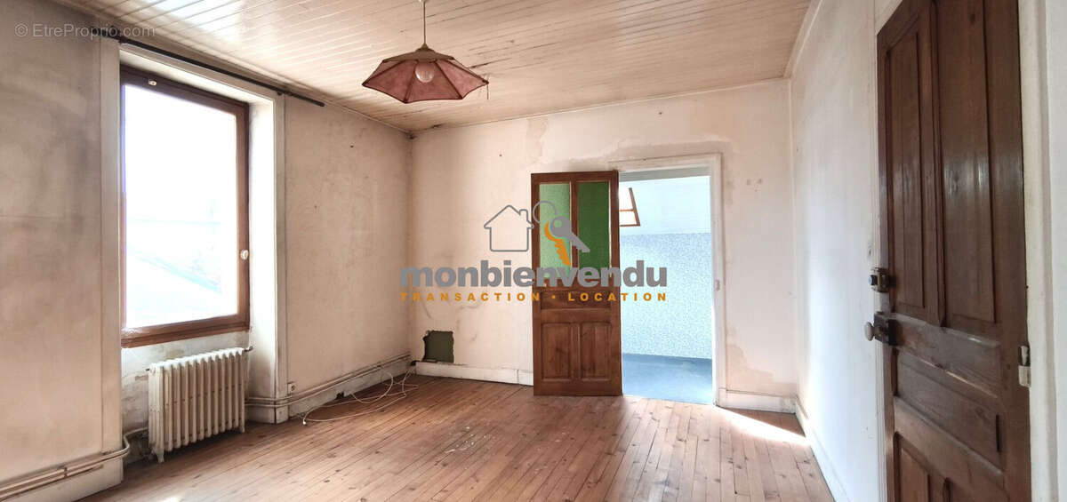 Appartement à AURILLAC