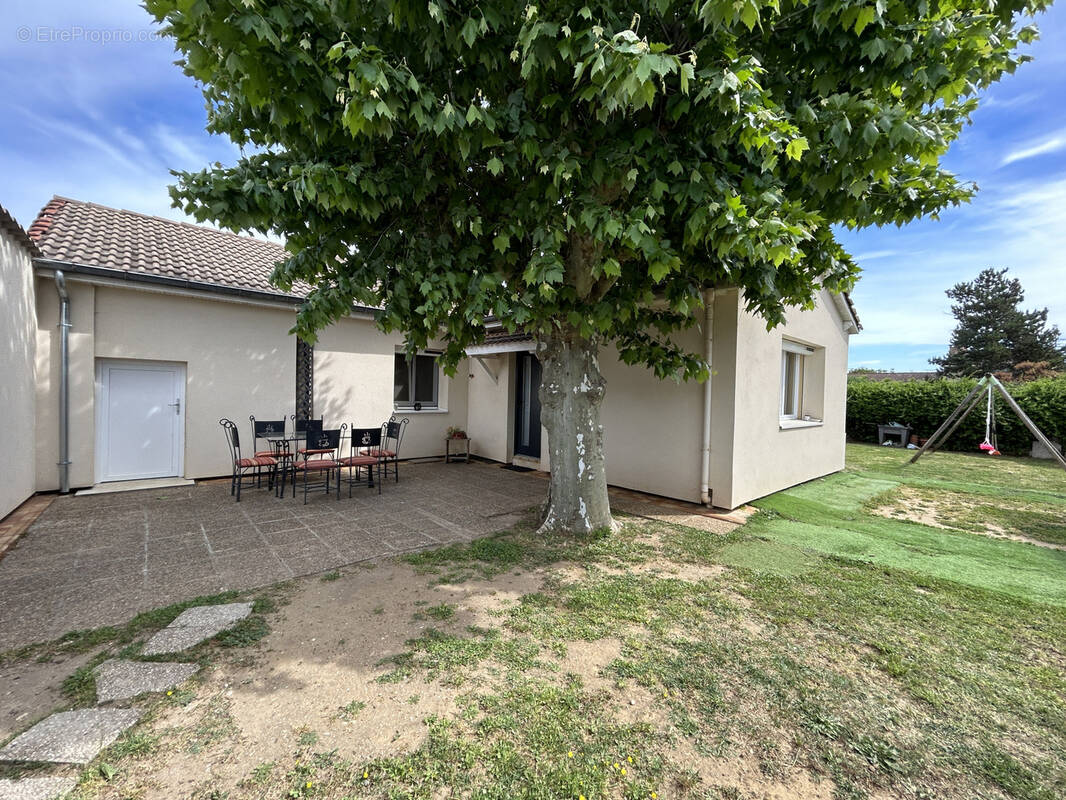 Maison à ROMANS-SUR-ISERE