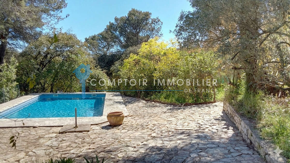 Maison à NIMES