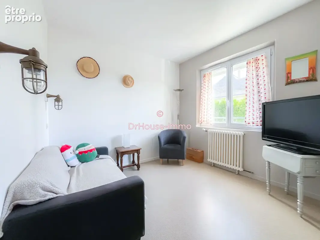 Maison 6 pièces 139 m² à vendre à Chatellerault (86100) - photo 6