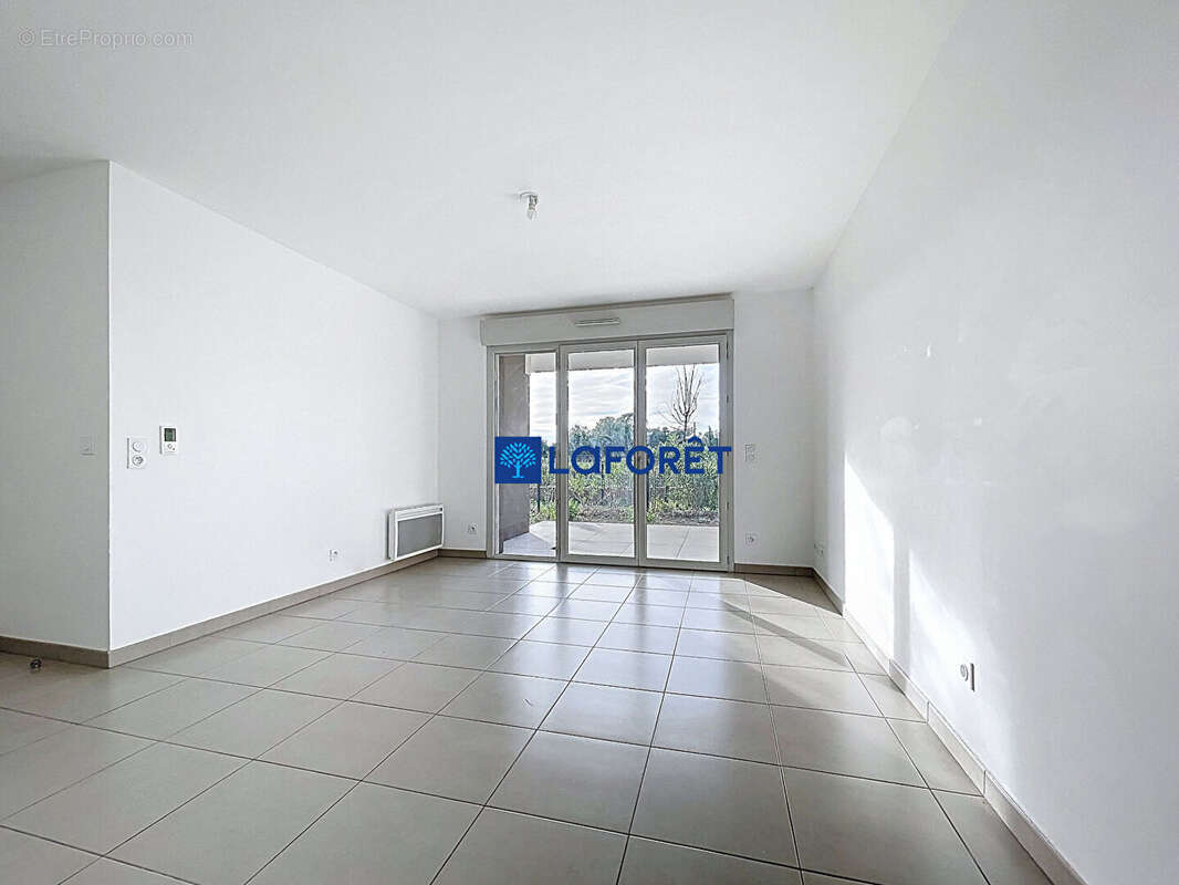 Appartement à HYERES