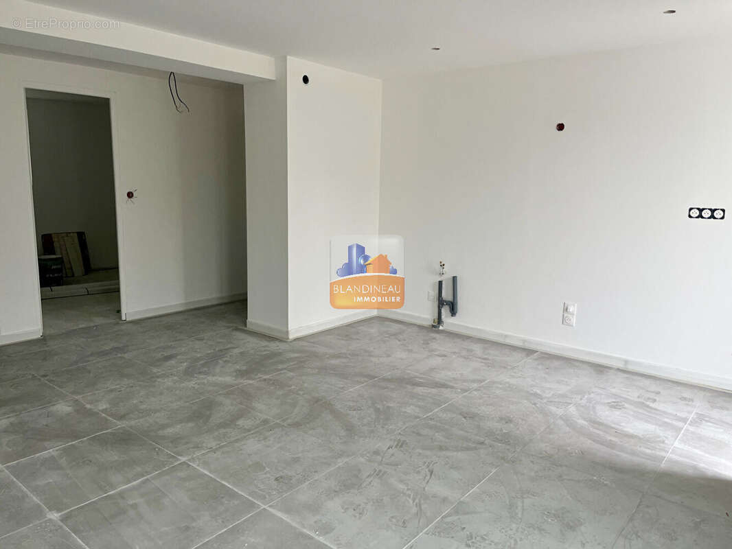 Appartement à BOUGUENAIS