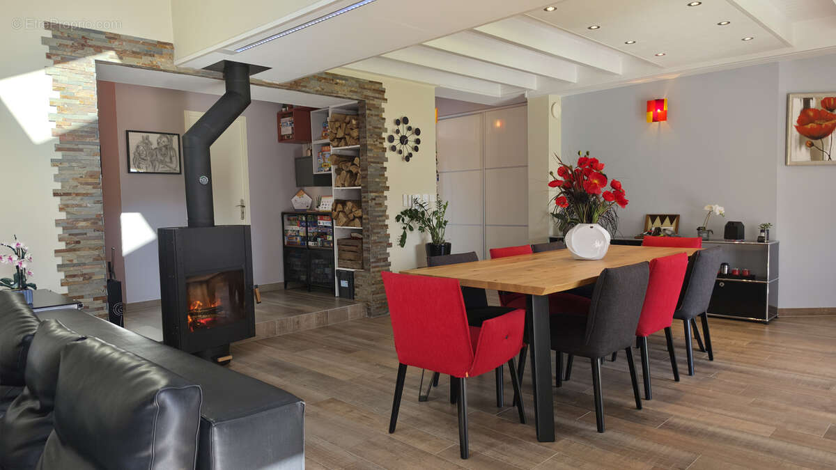 Maison à LE CELLIER