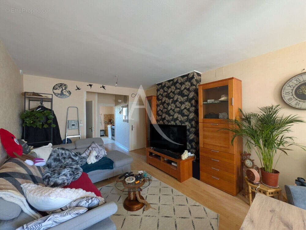 Maison à CHOUZY-SUR-CISSE