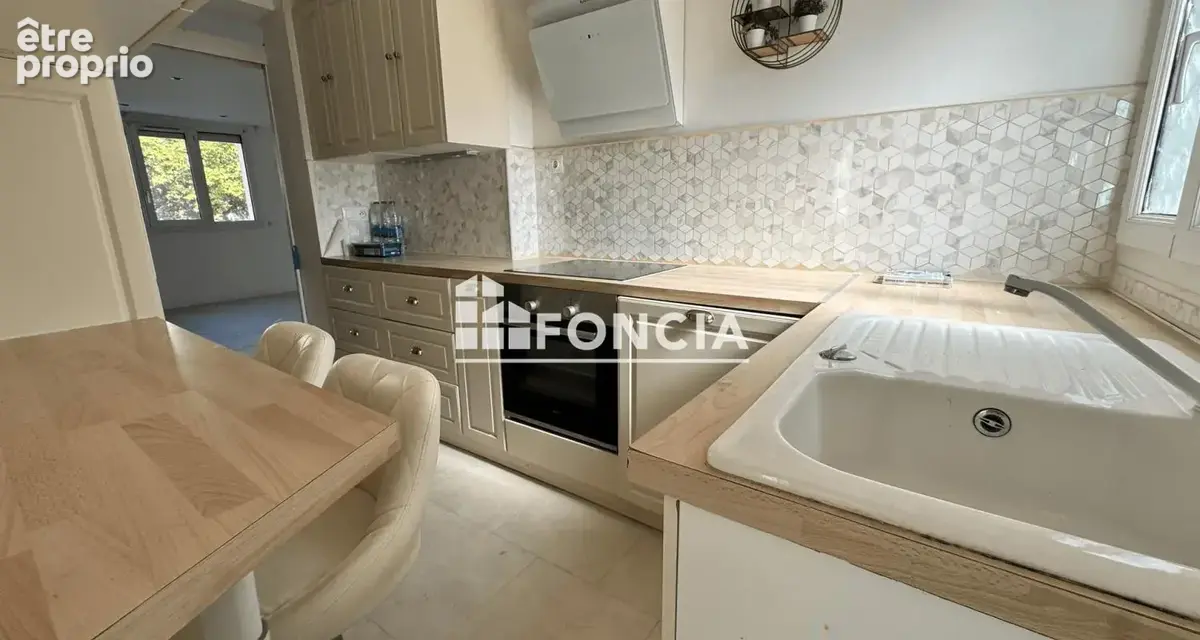 Appartement T4 centre ville - photo 4
