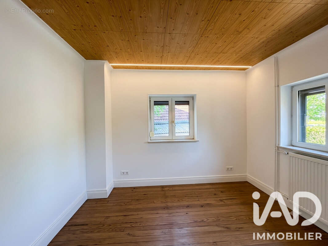 Maison 78 m² à Folschviller  - photo 5