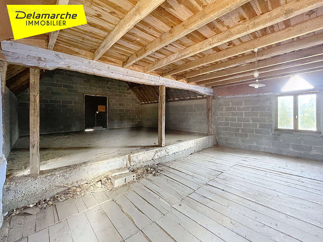 Maison à vendre à Grandparigny (50600) 2 pièce(s) 59 m2  sur terrain constructible d'env.3000m² - photo 7