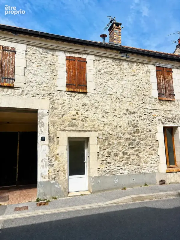 Local commercial  de 12.10 m2  +  11.84 M² de cave  voutée aménagée en plein centre d'Orry-la-Ville ! - photo 5