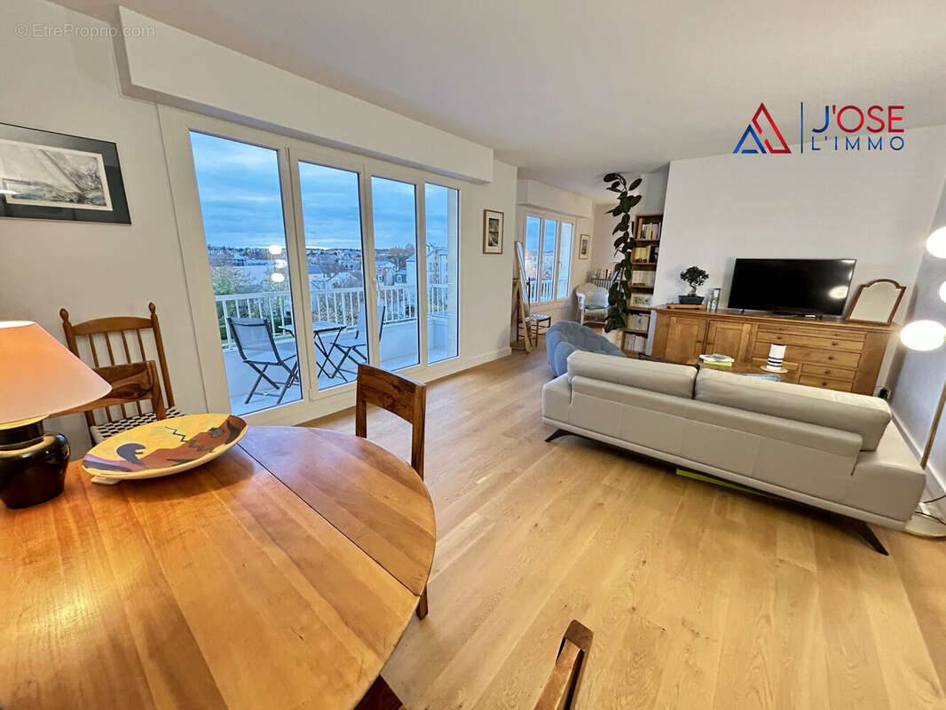 Espace de vie spacieux et lumineux - Appartement à MAISONS-LAFFITTE