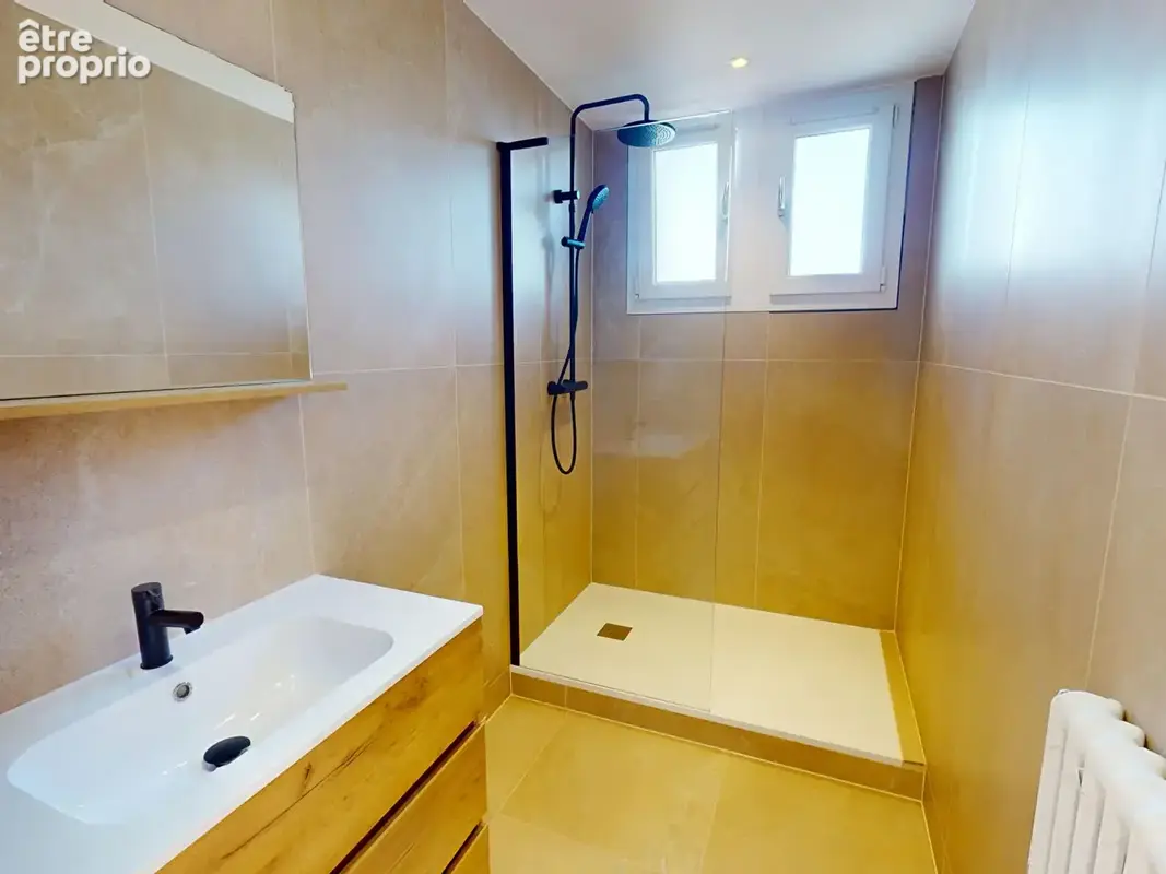 GAGNY, maison familiale de 130m², 9 pièces - photo 8