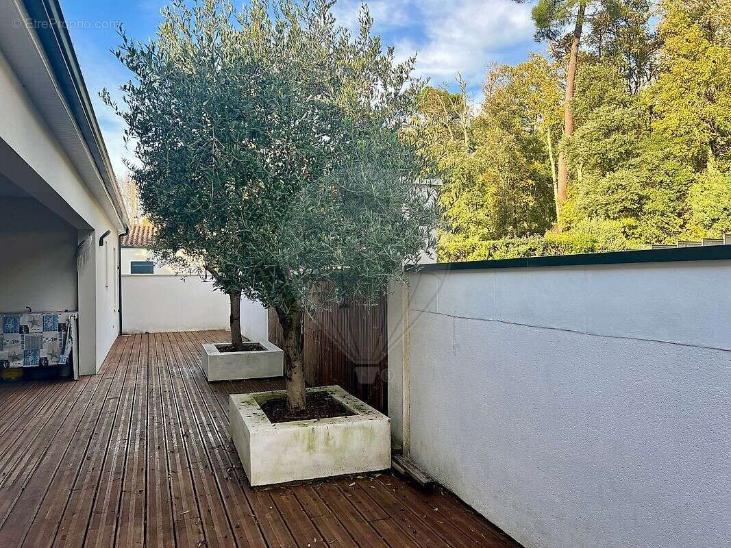 Maison à LES MATHES