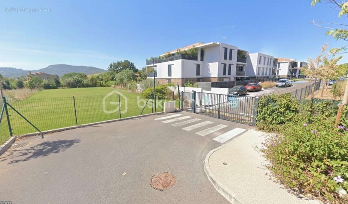 Appartement à HYERES