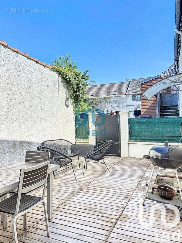 Photo 1 - Maison à CHESSY