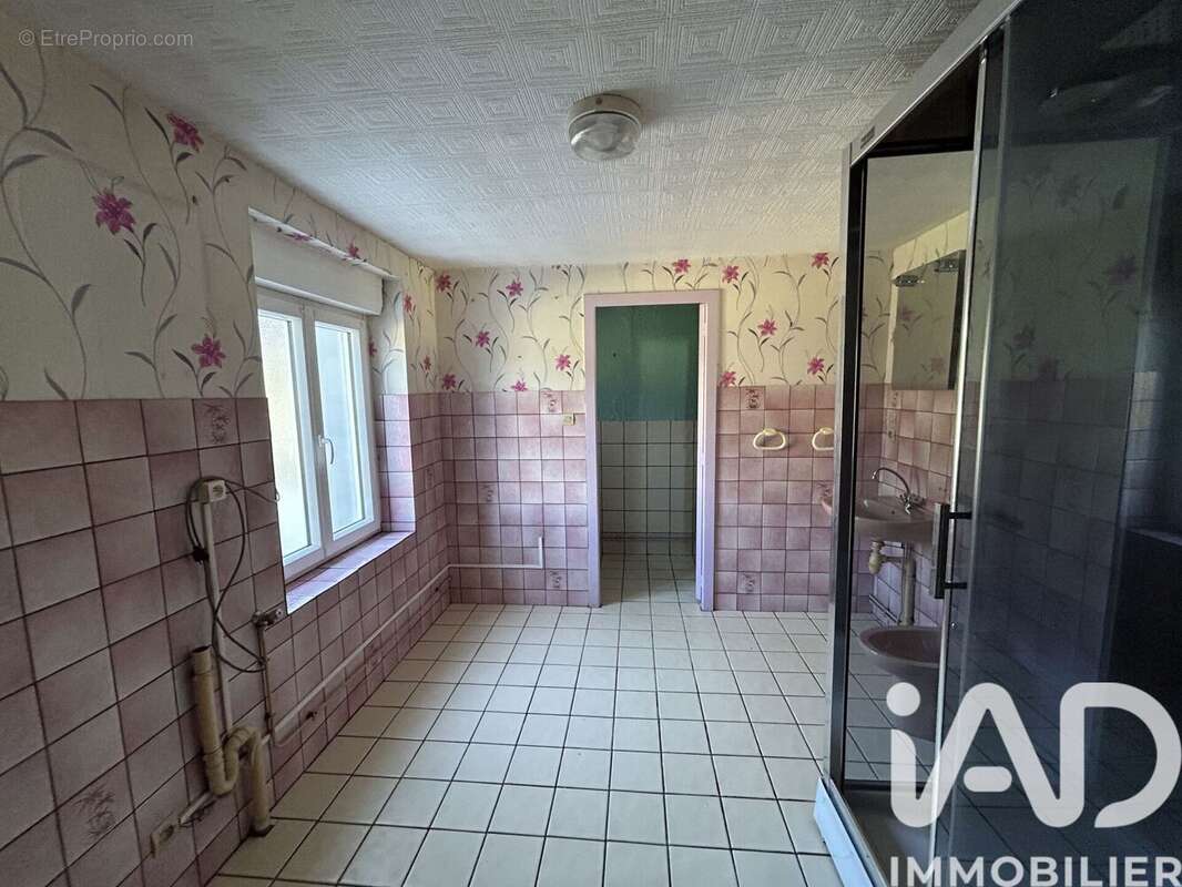 Maison 89 m² à Aumontzey  - photo 8