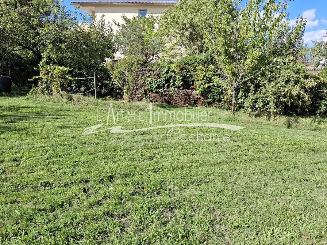 Terrain à BLAGNAC