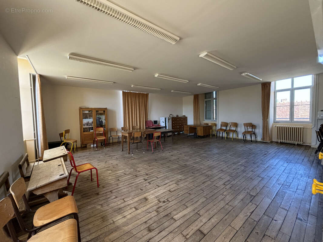 Maison à COULMIER-LE-SEC