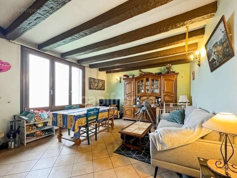 Maison à AUNAY-EN-BAZOIS