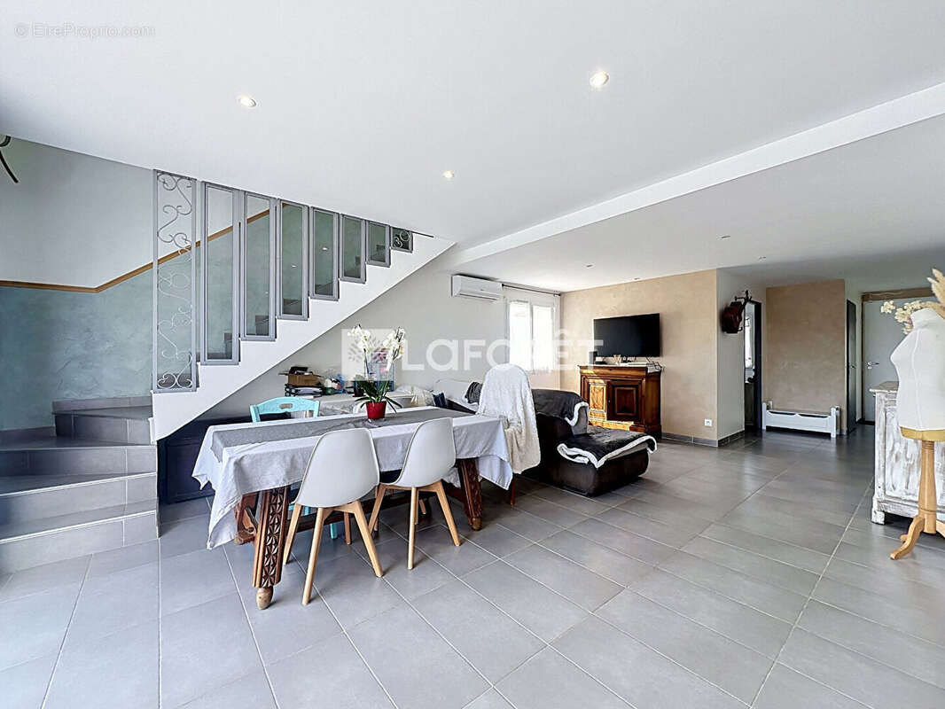 VILLA 3 faces, 3 chambres, 1 suite parentale et piscine. - photo 4